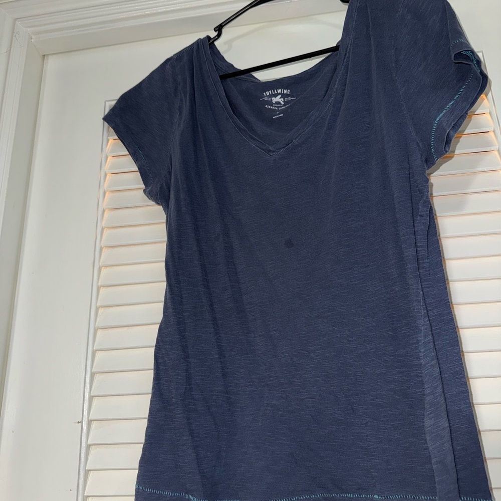 Idyllwind Women's Navy V-Neck Tee